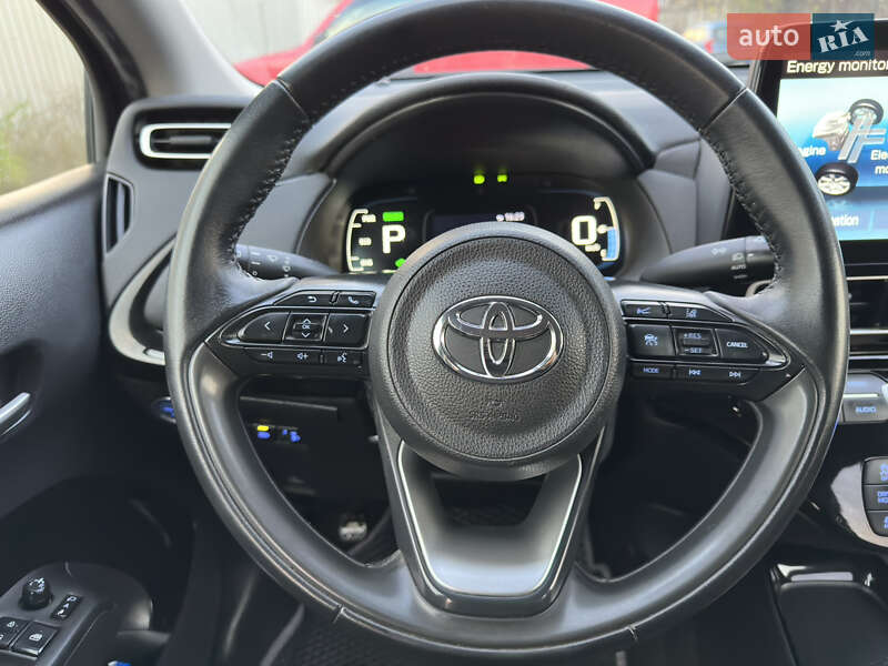 Хэтчбек Toyota Aqua 2022 в Киеве