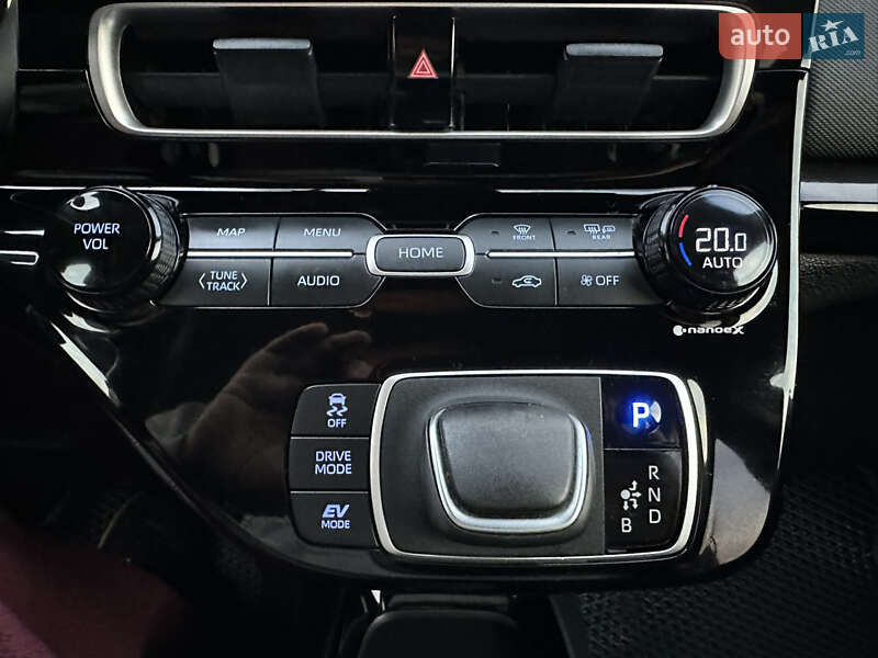 Хэтчбек Toyota Aqua 2022 в Киеве