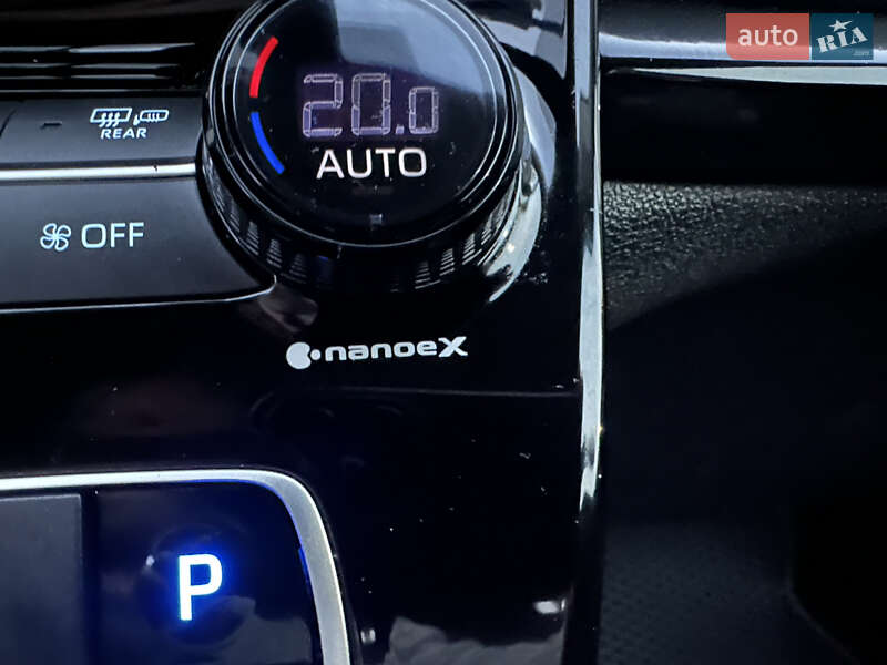 Хэтчбек Toyota Aqua 2022 в Киеве