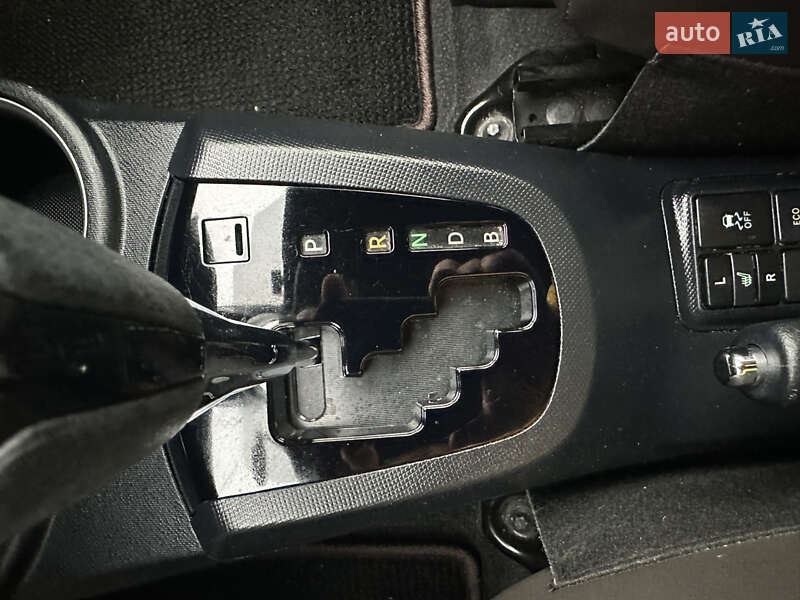 Хэтчбек Toyota Aqua 2020 в Киеве фото 37 Хэтчбек Toyota Aqua 2020 в Киеве