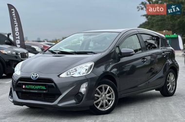 Хэтчбек Toyota Aqua 2015 в Киеве