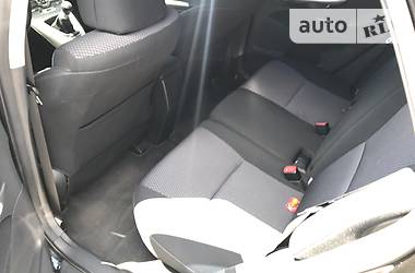 Хэтчбек Toyota Auris 2011 в Днепре