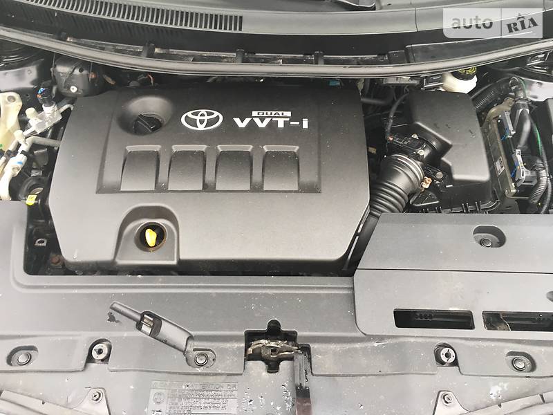 Хэтчбек Toyota Auris 2009 в Ивано-Франковске
