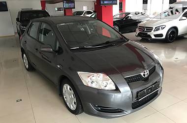 Хэтчбек Toyota Auris 2008 в Черкассах