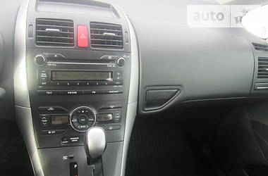 Хэтчбек Toyota Auris 2011 в Ивано-Франковске