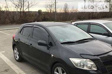 Хетчбек Toyota Auris 2007 в 