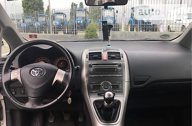 Хэтчбек Toyota Auris 2007 в Луцке