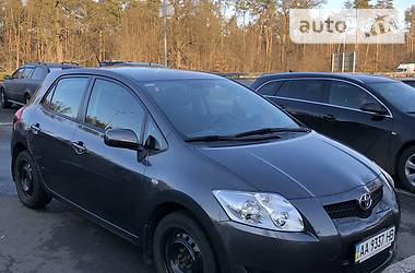 Хэтчбек Toyota Auris 2008 в 