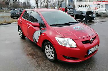 Хетчбек Toyota Auris 2007 в 