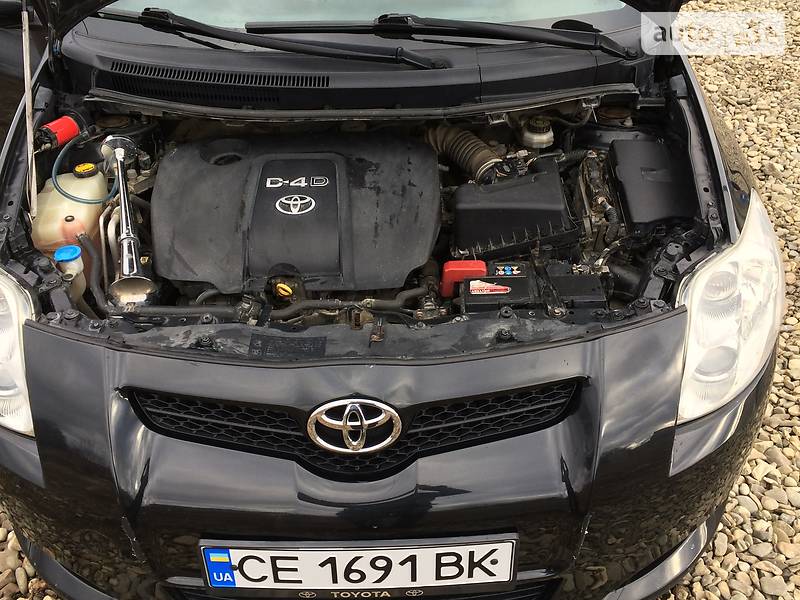 Хетчбек Toyota Auris 2007 в Сторожинці