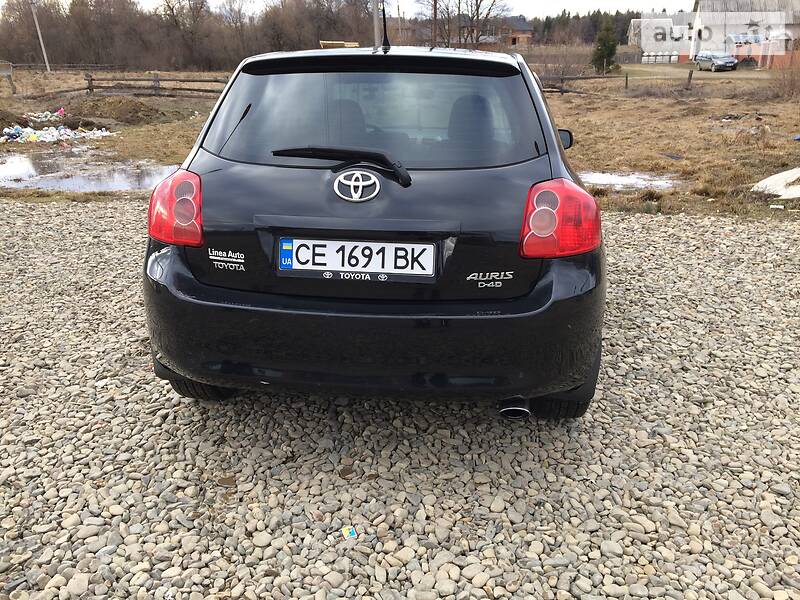 Хетчбек Toyota Auris 2007 в Сторожинці