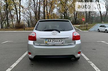 Хэтчбек Toyota Auris 2011 в Киеве