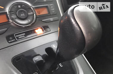 Хетчбек Toyota Auris 2007 в 