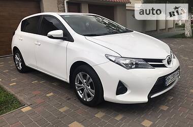 Хэтчбек Toyota Auris 2013 в Одессе