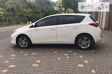 Хэтчбек Toyota Auris 2013 в Одессе