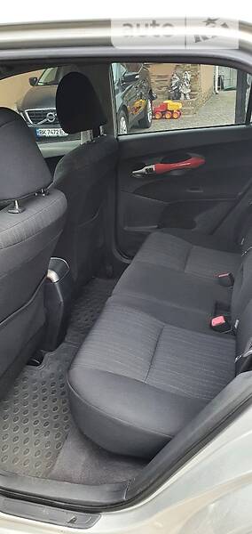 Хетчбек Toyota Auris 2007 в Рівному фото 16 Хетчбек Toyota Auris 2007 в Рівному