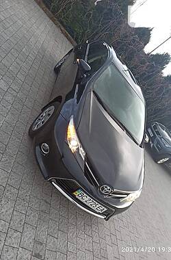 Хэтчбек Toyota Auris 2013 в Стрые