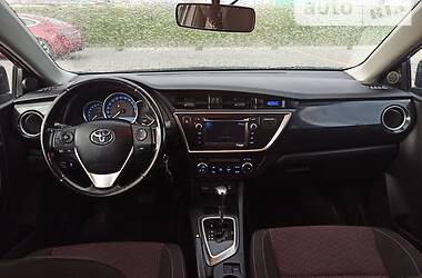 Хэтчбек Toyota Auris 2013 в Стрые