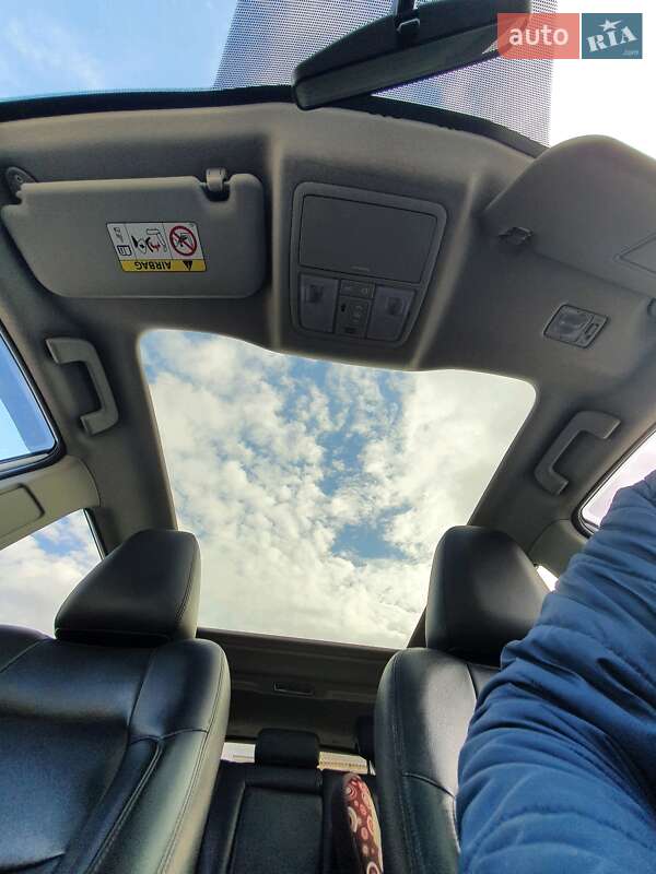 Універсал Toyota Auris 2014 в Харкові