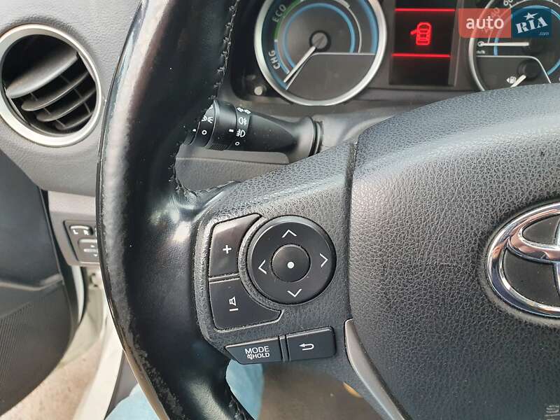 Універсал Toyota Auris 2014 в Харкові