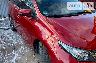 Универсал Toyota Auris 2013 в Новограде-Волынском