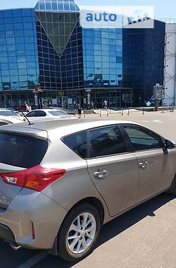 Хэтчбек Toyota Auris 2012 в Одессе