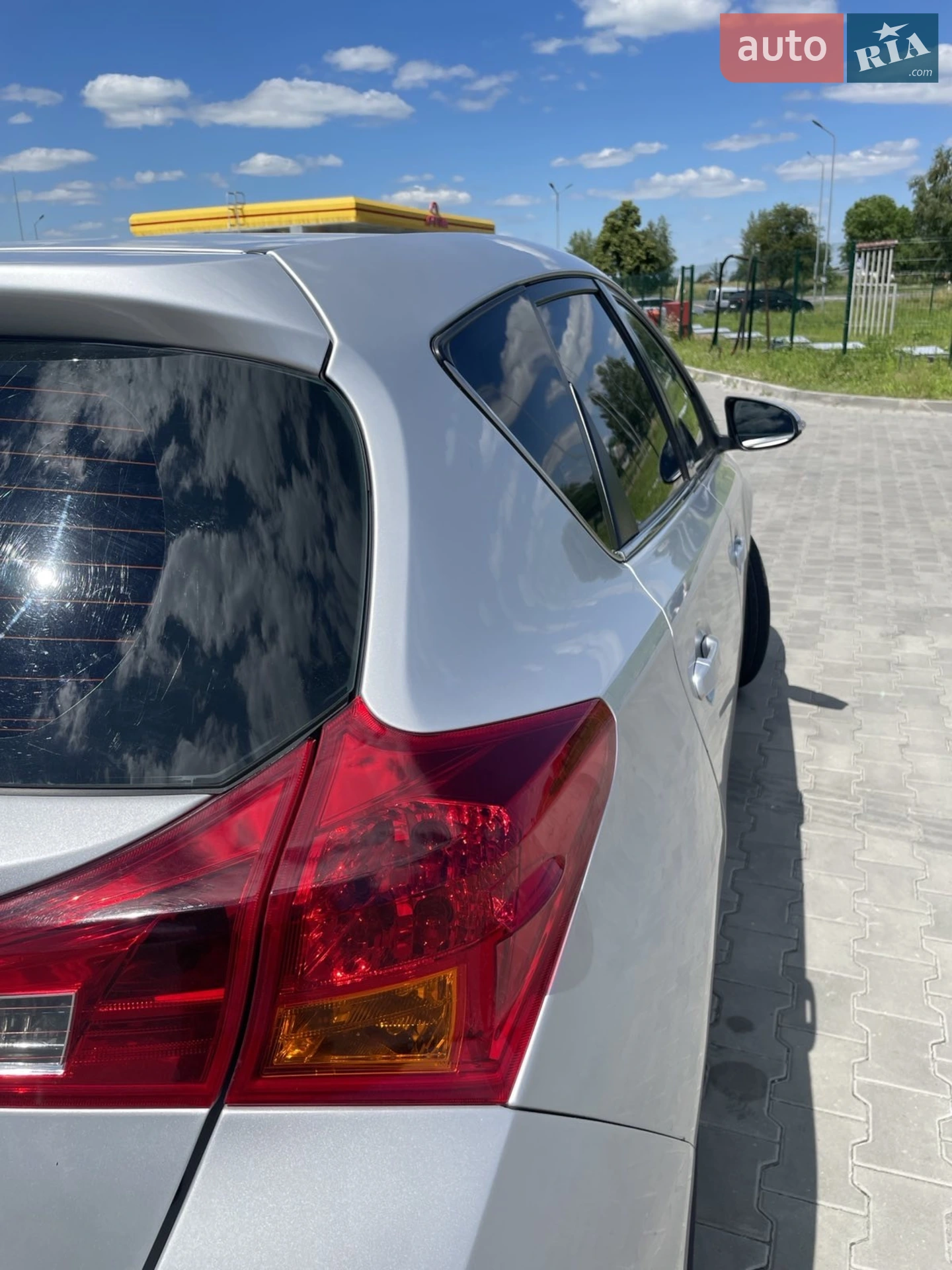 2012 Toyota Auris - мініатюра 8