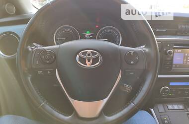 Універсал Toyota Auris 2014 в Василькові