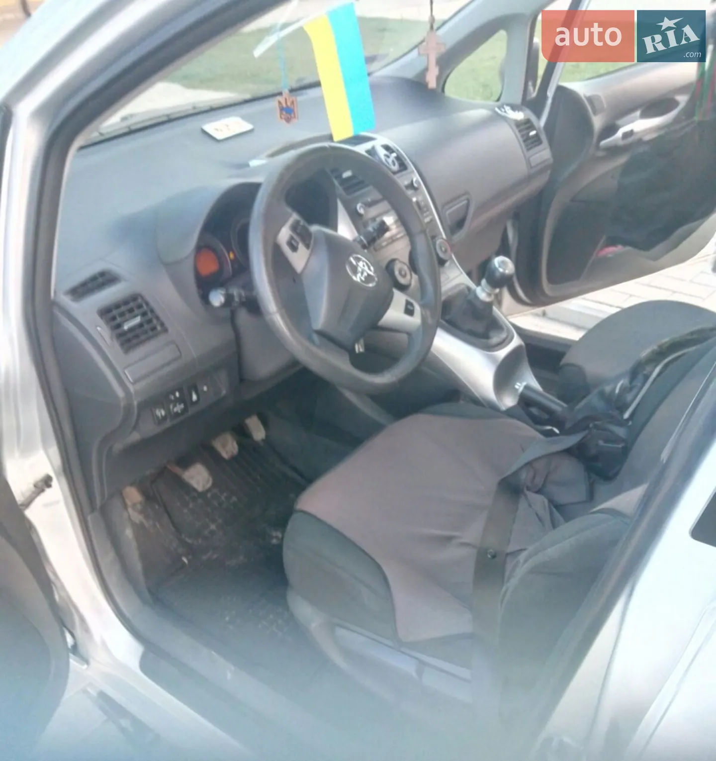2011 Toyota Auris - мініатюра 11