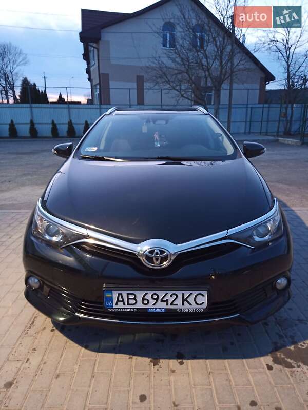 Універсал Toyota Auris 2016 в Томашполі