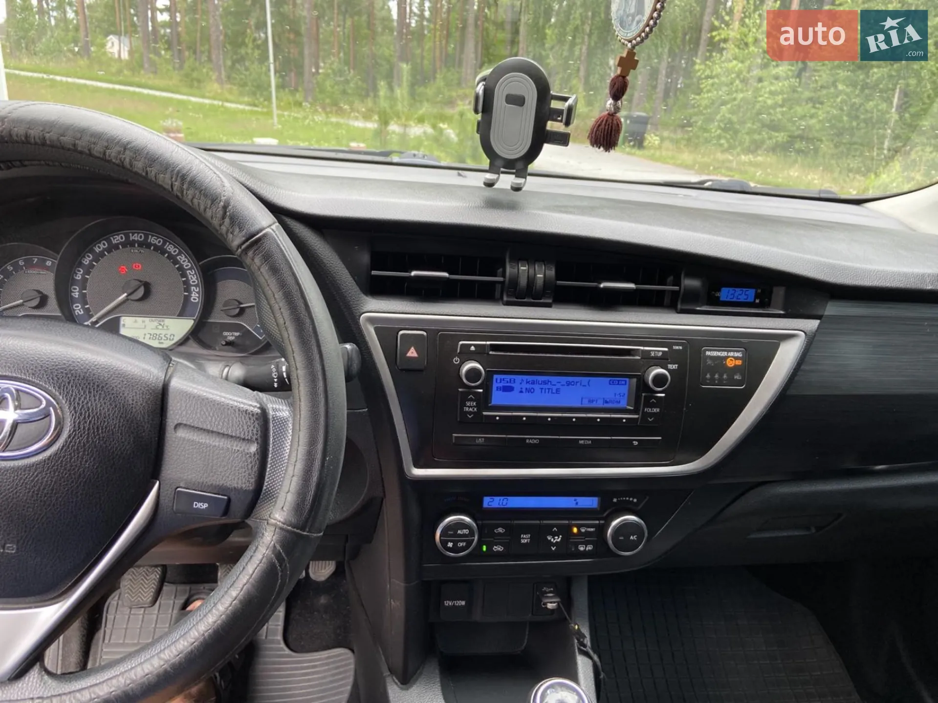 2013 Toyota Auris - мініатюра 13