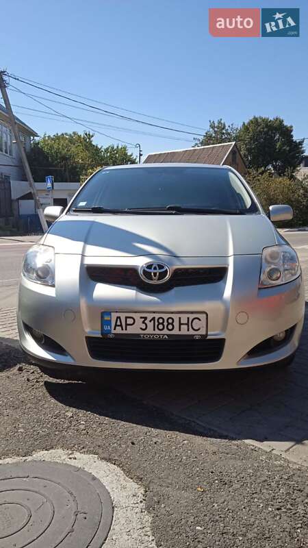 Хетчбек Toyota Auris 2008 в Запоріжжі