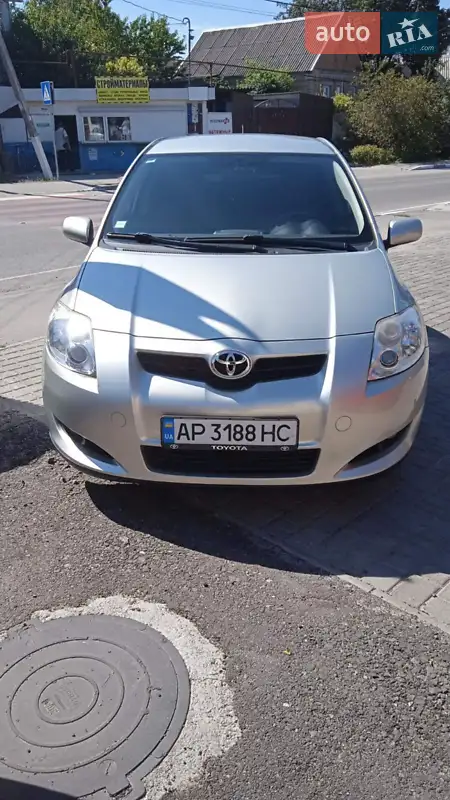 Toyota Auris