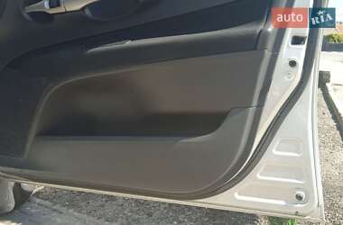 Хэтчбек Toyota Auris 2008 в Запорожье