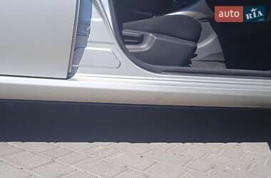 Хэтчбек Toyota Auris 2008 в Запорожье