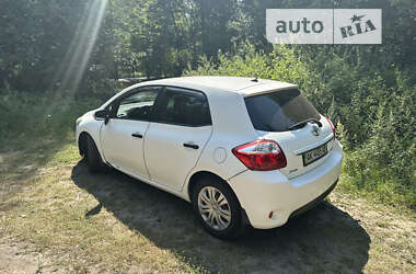 Хетчбек Toyota Auris 2010 в Києві