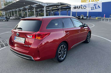 Универсал Toyota Auris 2014 в Киеве