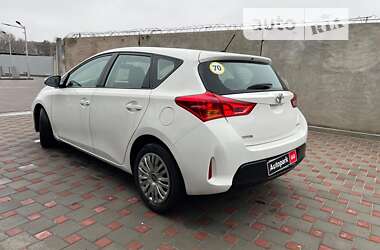 Хетчбек Toyota Auris 2013 в Запоріжжі