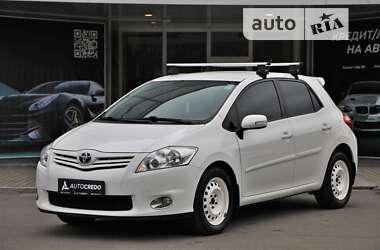 Хетчбек Toyota Auris 2011 в Харкові