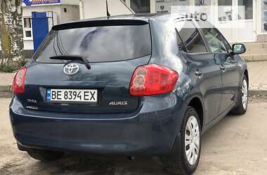 Хэтчбек Toyota Auris 2008 в Николаеве