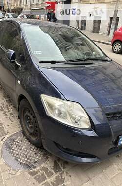 Хэтчбек Toyota Auris 2007 в Киеве