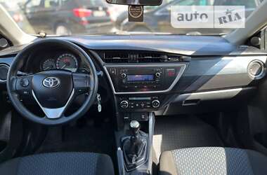 Хэтчбек Toyota Auris 2013 в Коломые