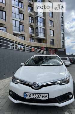 Універсал Toyota Auris 2017 в Києві