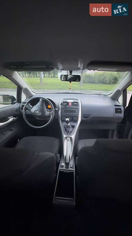 Хетчбек Toyota Auris 2009 в Умані