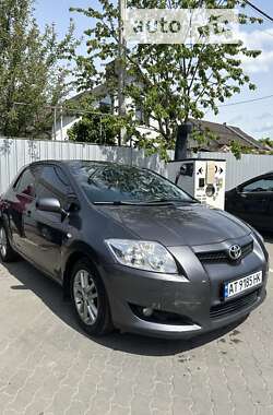 Хетчбек Toyota Auris 2009 в Луцьку