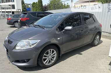 Хетчбек Toyota Auris 2009 в Луцьку