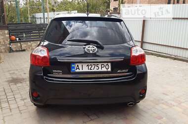 Хэтчбек Toyota Auris 2012 в Броварах