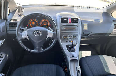 Хэтчбек Toyota Auris 2008 в Киеве