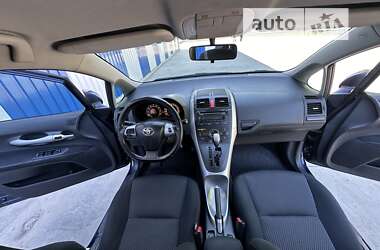 Хэтчбек Toyota Auris 2010 в Одессе