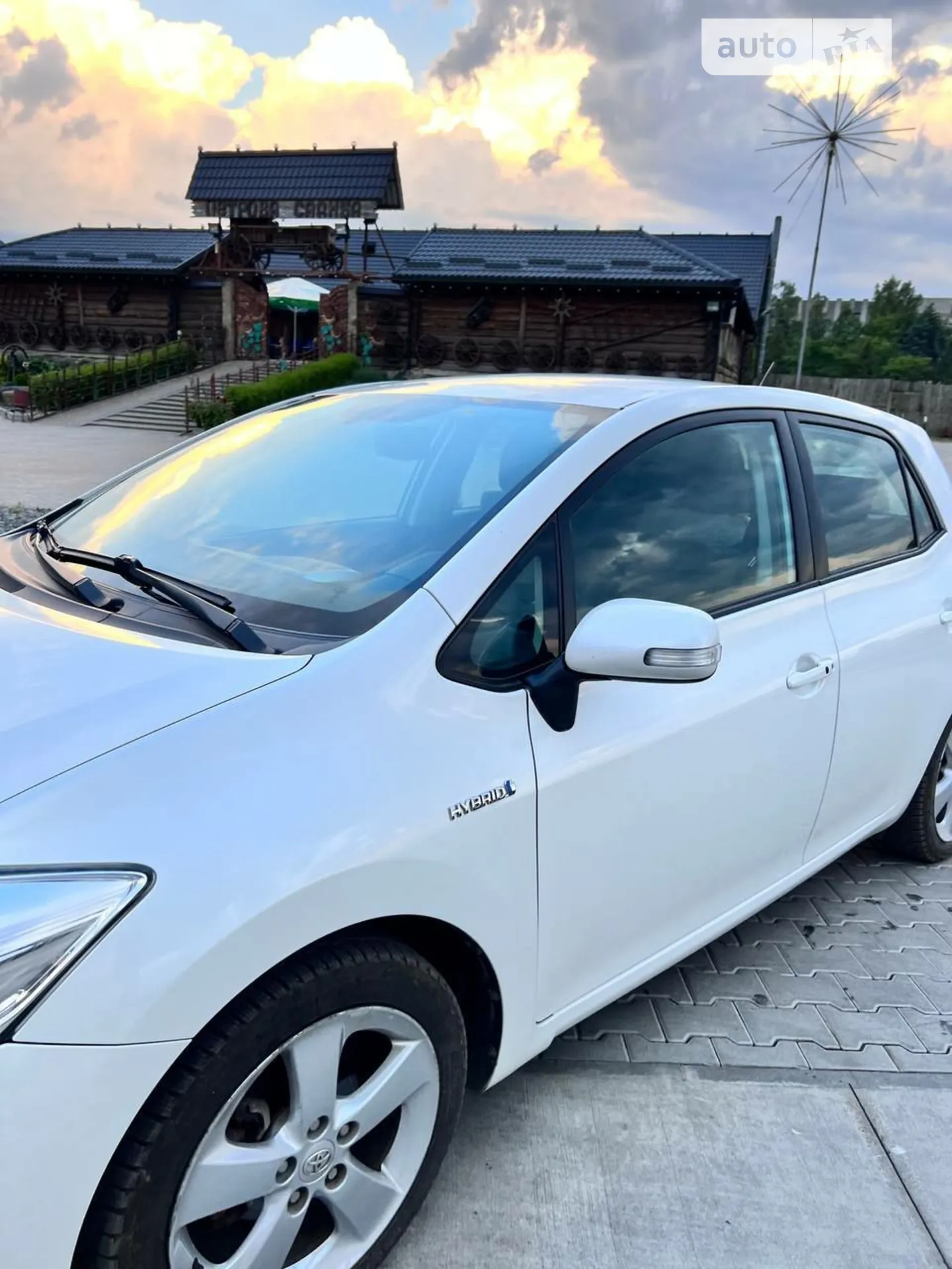 2010 Toyota Auris - мініатюра 4
